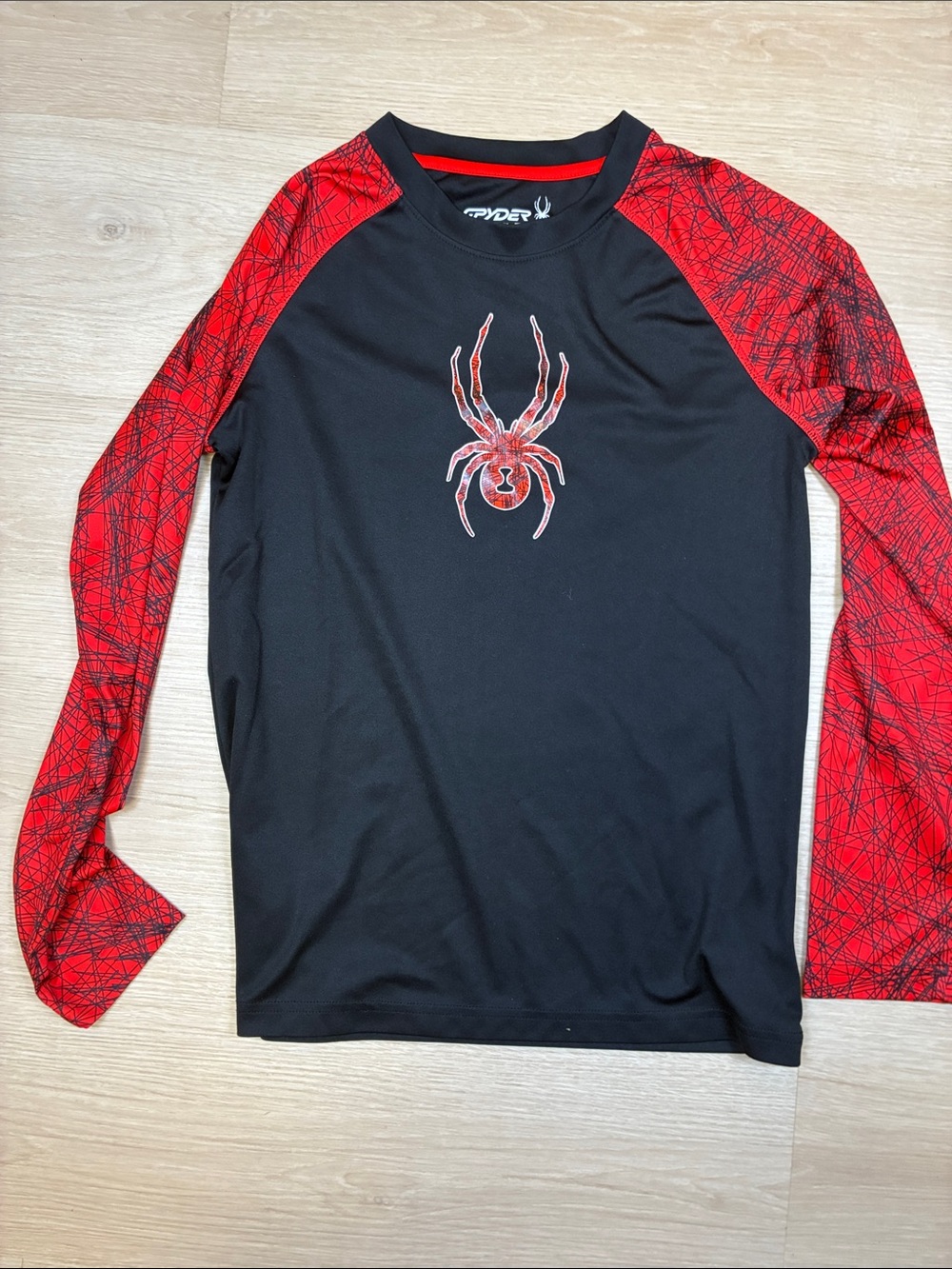Spyder Teen Boys’ Black and Red Long Sleeve Athletic Shirt
